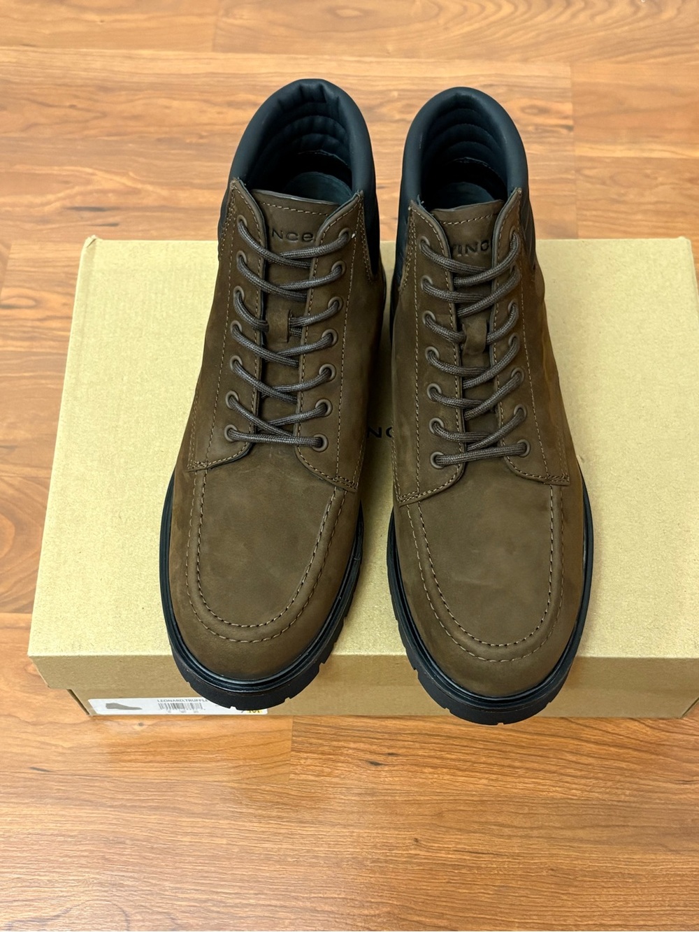 Vince Men's "Leonard" Lug-Sole Boot Brown Leather Quilted Ankle Size 7M V Vickie - Picture 2 of 8